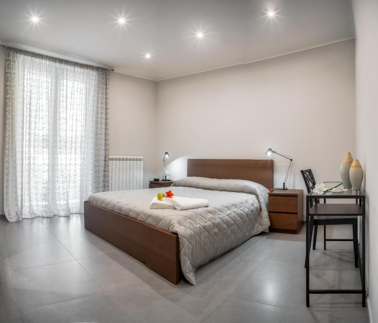 Bed and Breakfast Dame Салерно Экстерьер фото